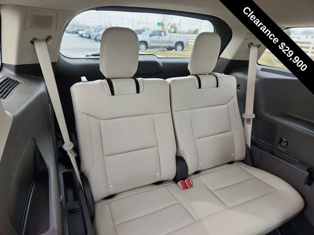 Used 2020 Ford Explorer Platinum w/ Premium Technology Package image 30