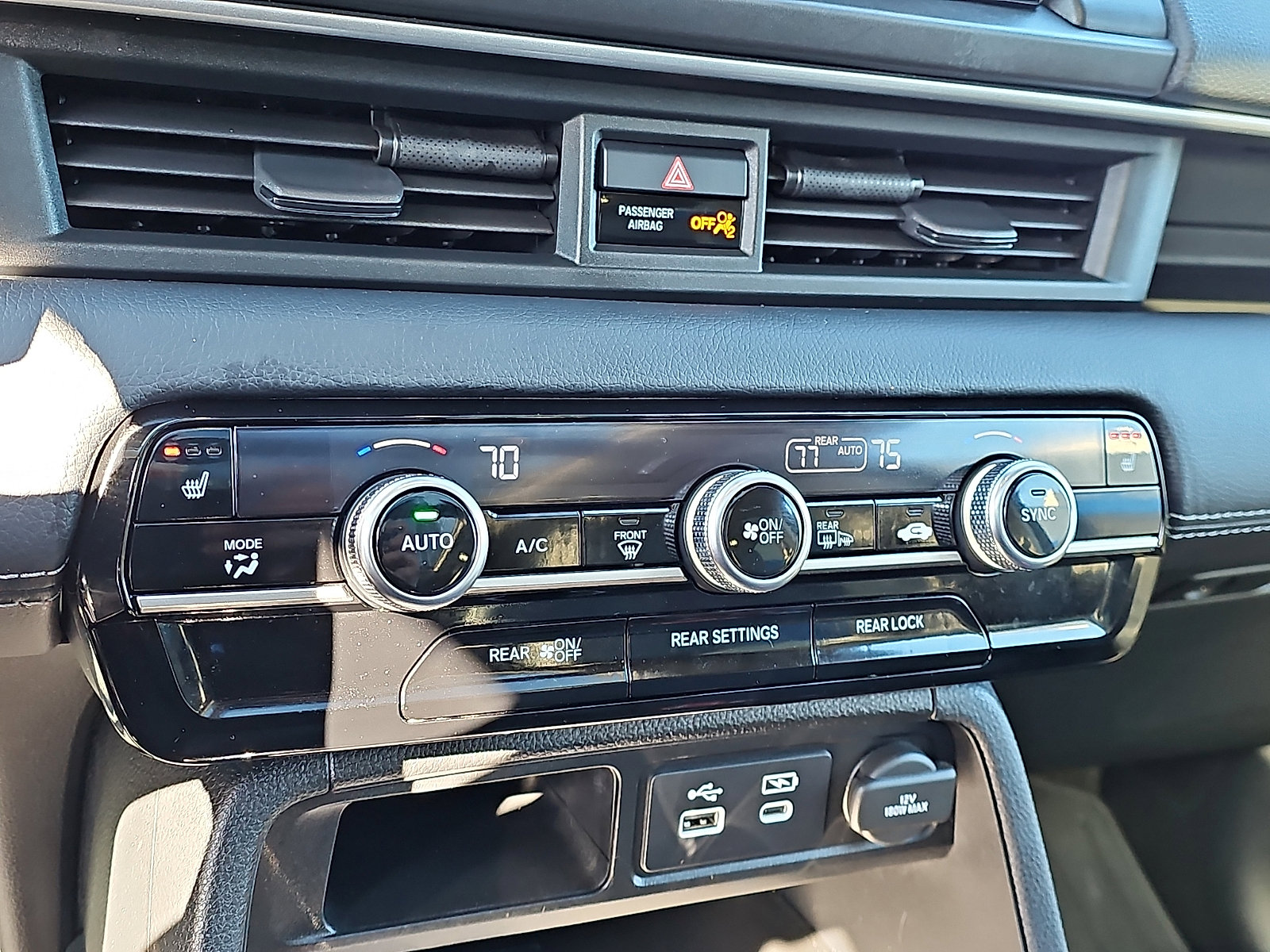 Used 2023 Honda Pilot Touring image 19