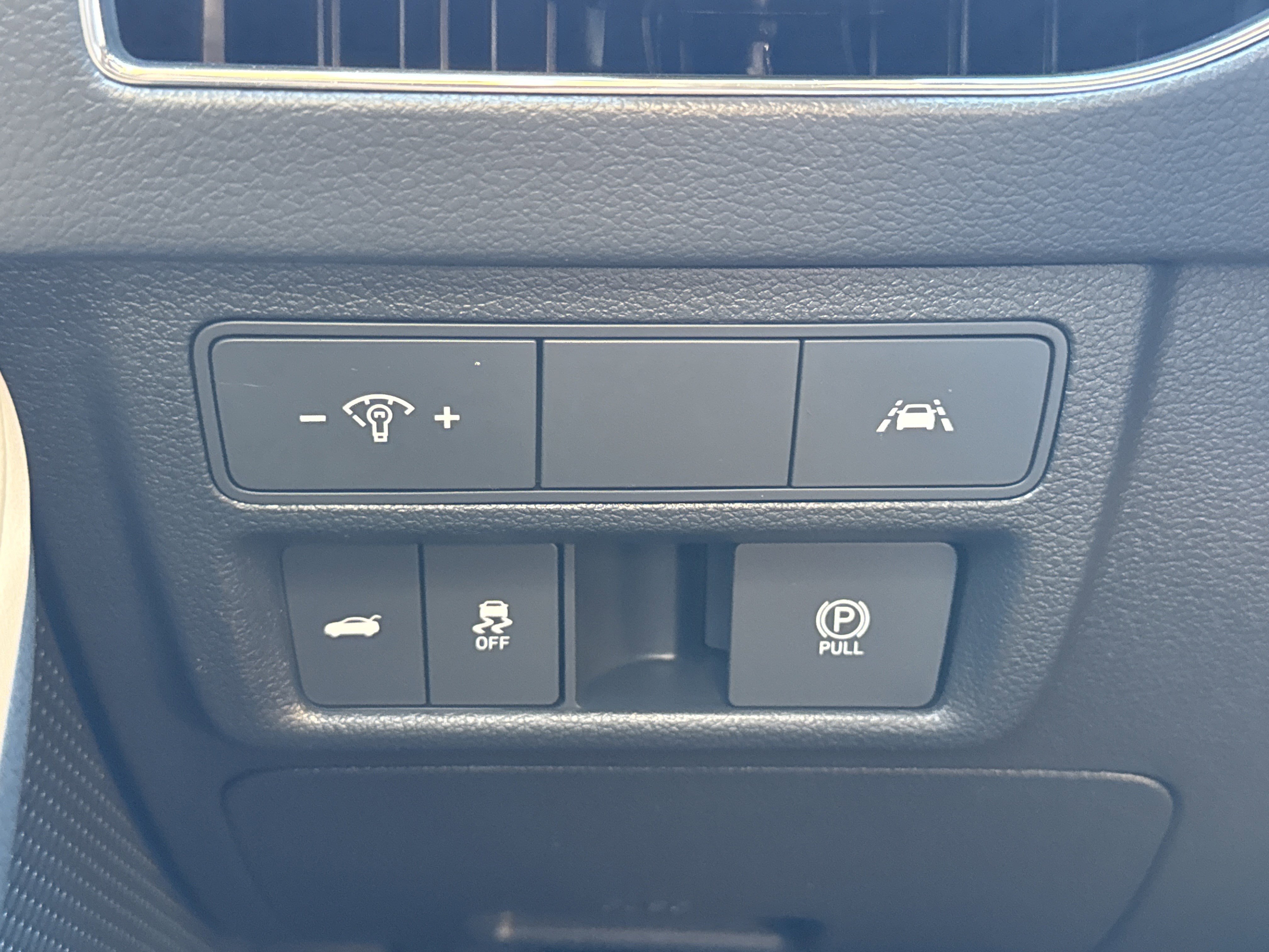 Used 2023 Hyundai Sonata Limited image 25