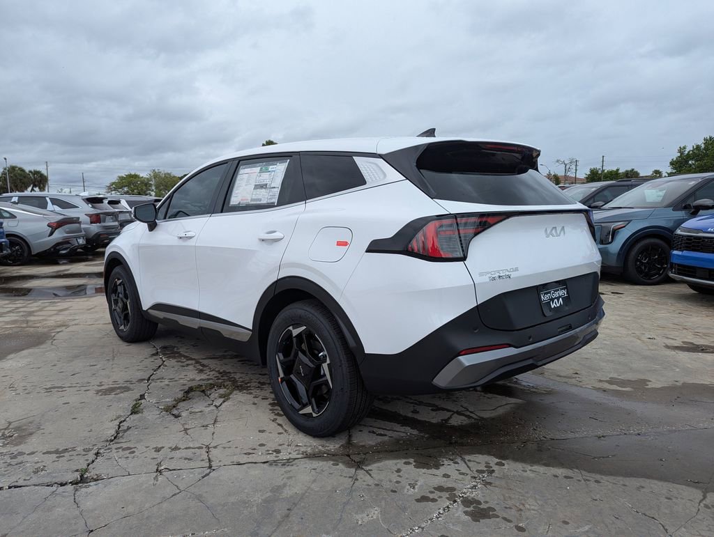 New 2026 Kia Sportage EX FWD image 6