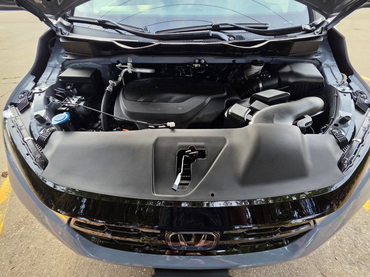 Used 2025 Honda Odyssey Touring image 33