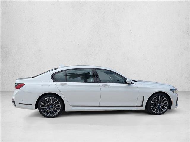 Used 2022 BMW 750i xDrive w/ Executive Package image 4