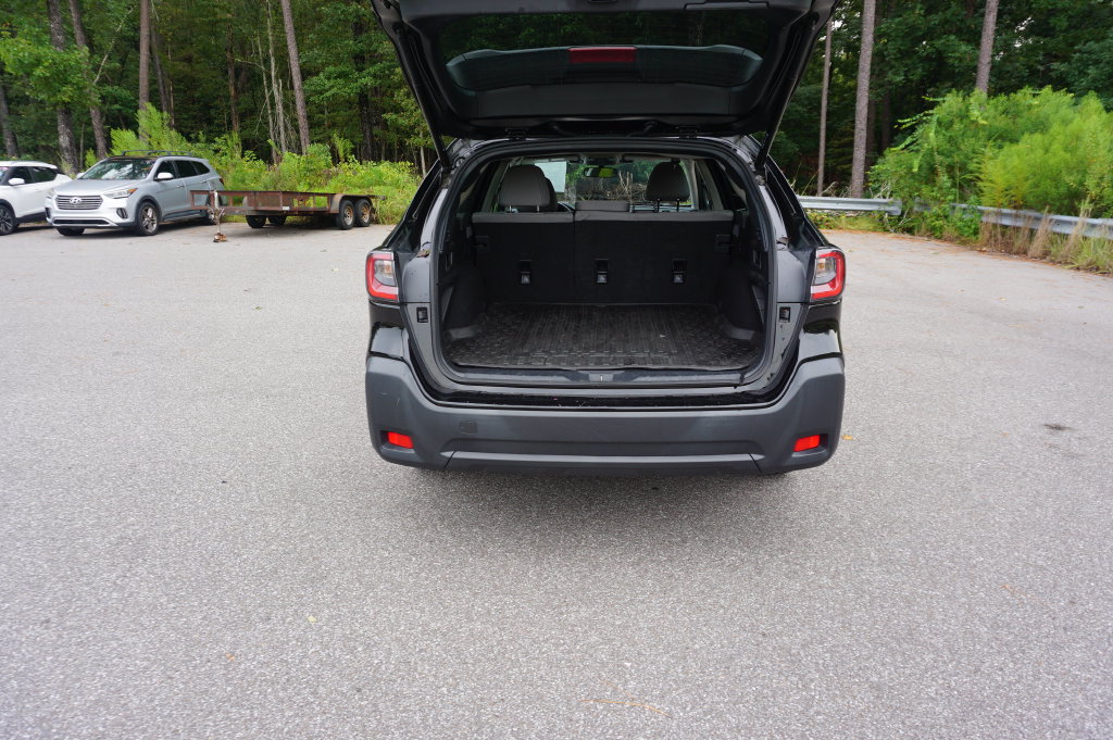 Used 2024 Subaru Outback Premium AWD/4WD image 15