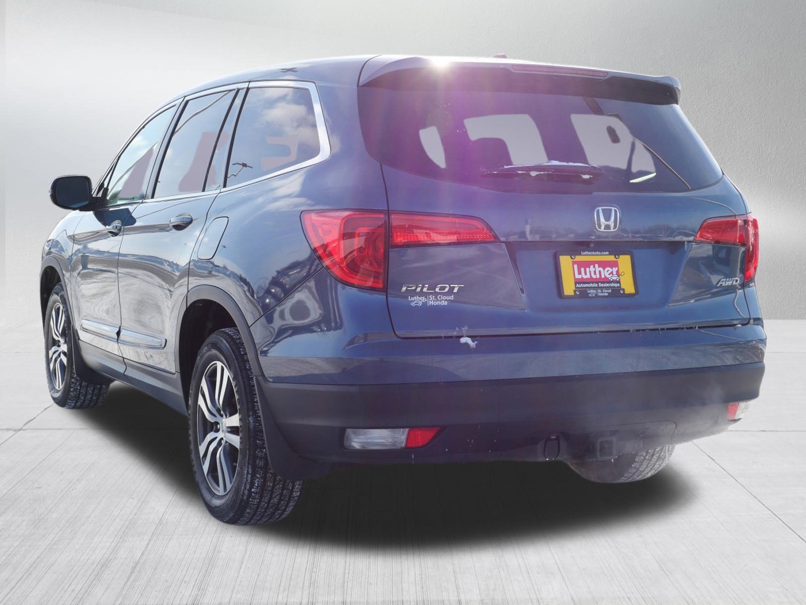 Used 2017 Honda Pilot EX-L image 5