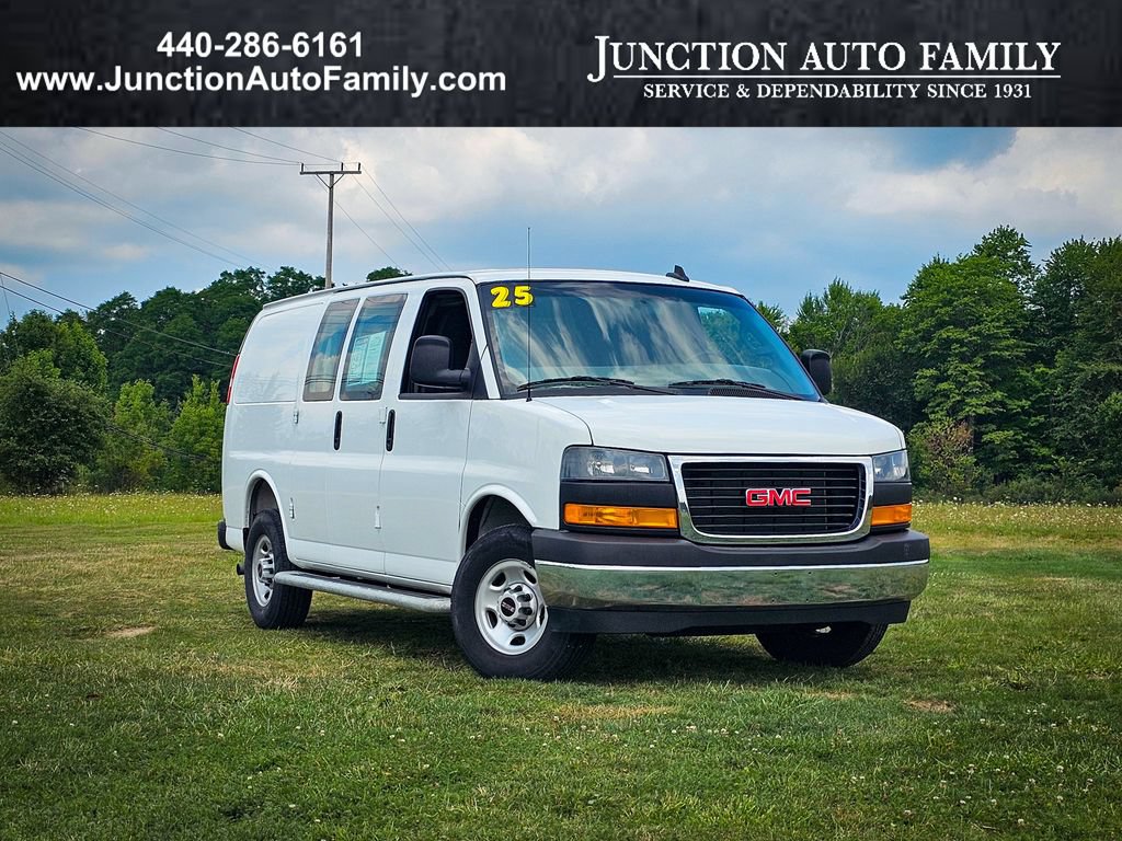 Used 2025 GMC Savana 2500 w/ Driver Convenience Package RWD image 1