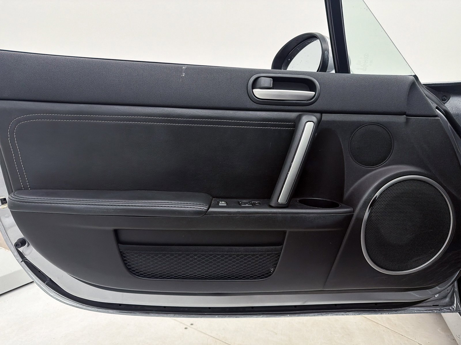 Used 2011 MAZDA MX-5 Miata Grand Touring w/ Premium Pkg image 14