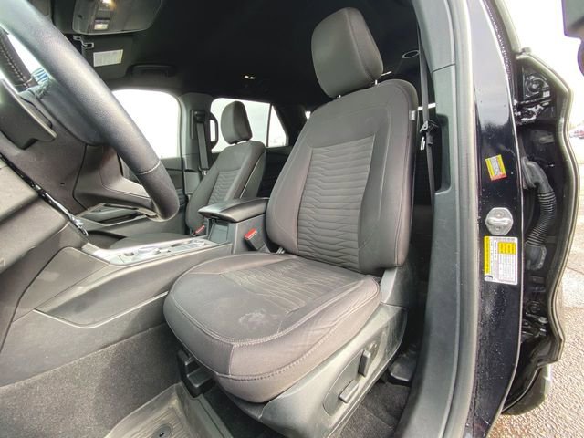 Used 2020 Ford Explorer XLT w/ Comfort Package image 18
