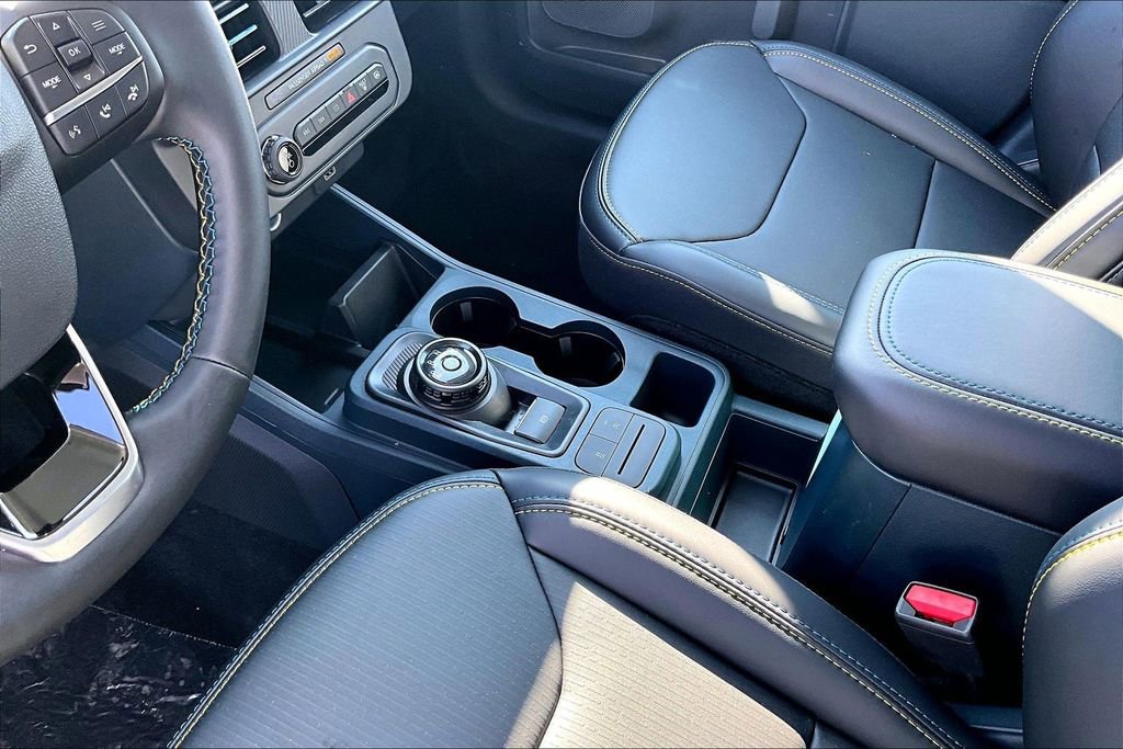 New 2026 Ford Maverick Lobo image 8