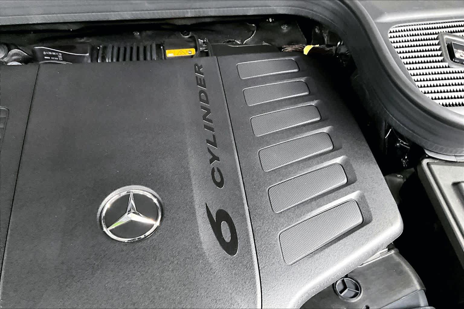 New 2027 Mercedes-Benz GLS 450 4MATIC image 16