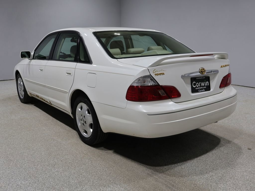 Used 2004 Toyota Avalon XLS image 5