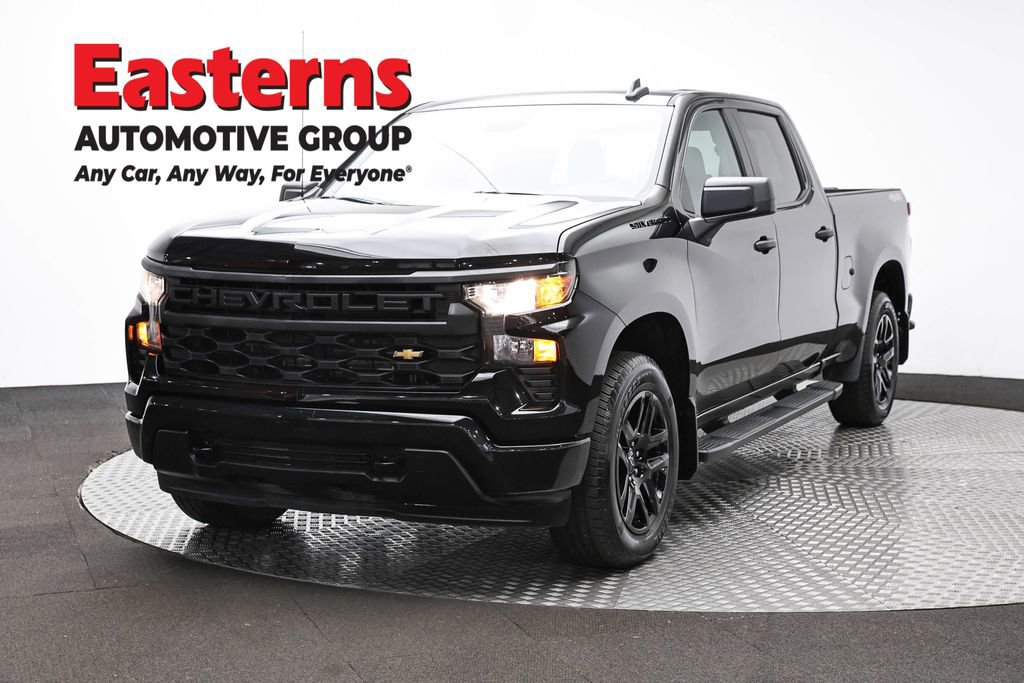 Used 2024 Chevrolet Silverado 1500 Custom AWD/4WD image 1