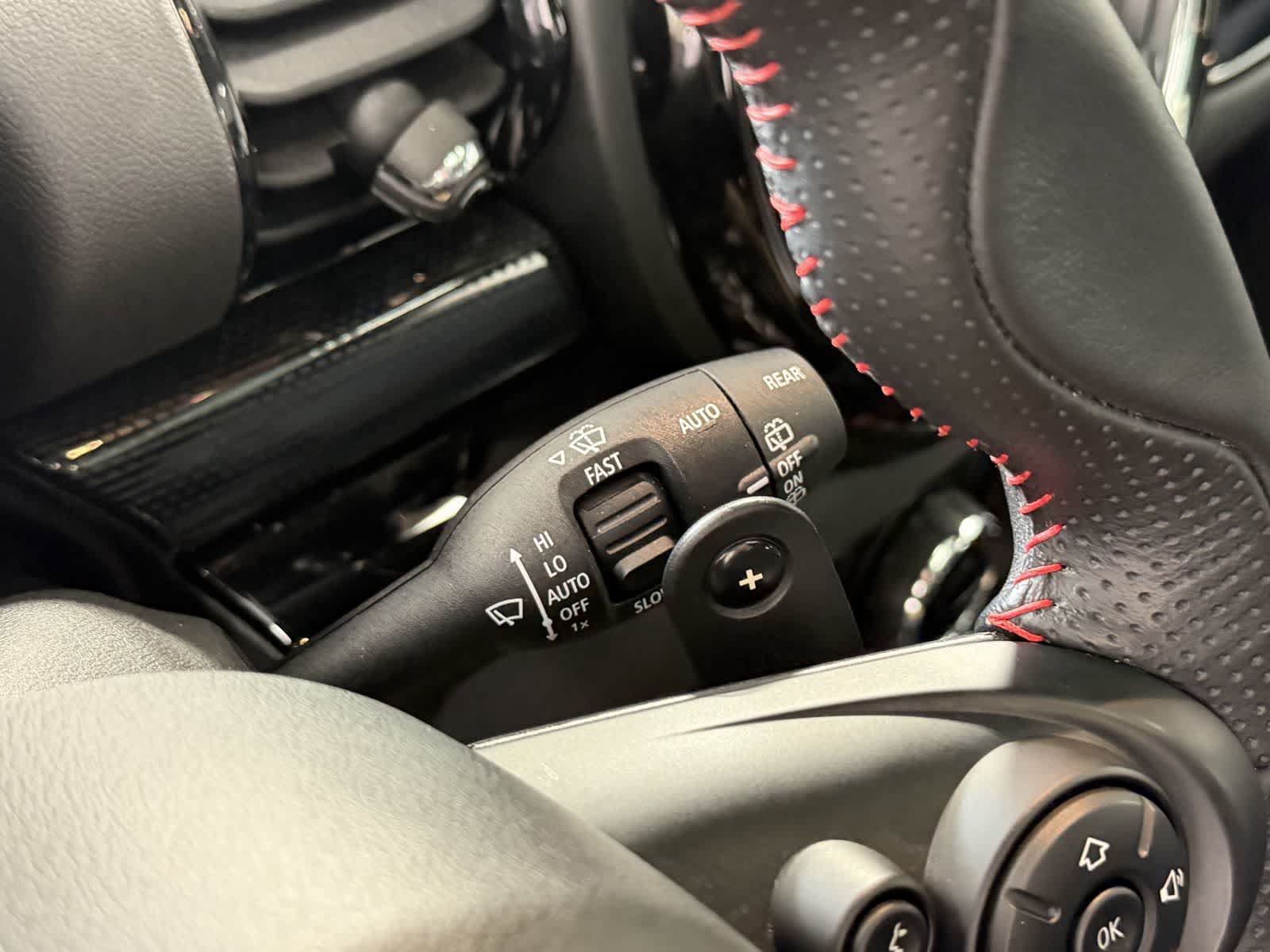Used 2019 MINI Cooper Clubman S w/ Storage Package AWD/4WD image 19