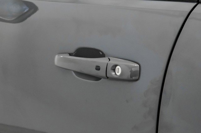 Used 2022 Dodge Durango SXT image 38