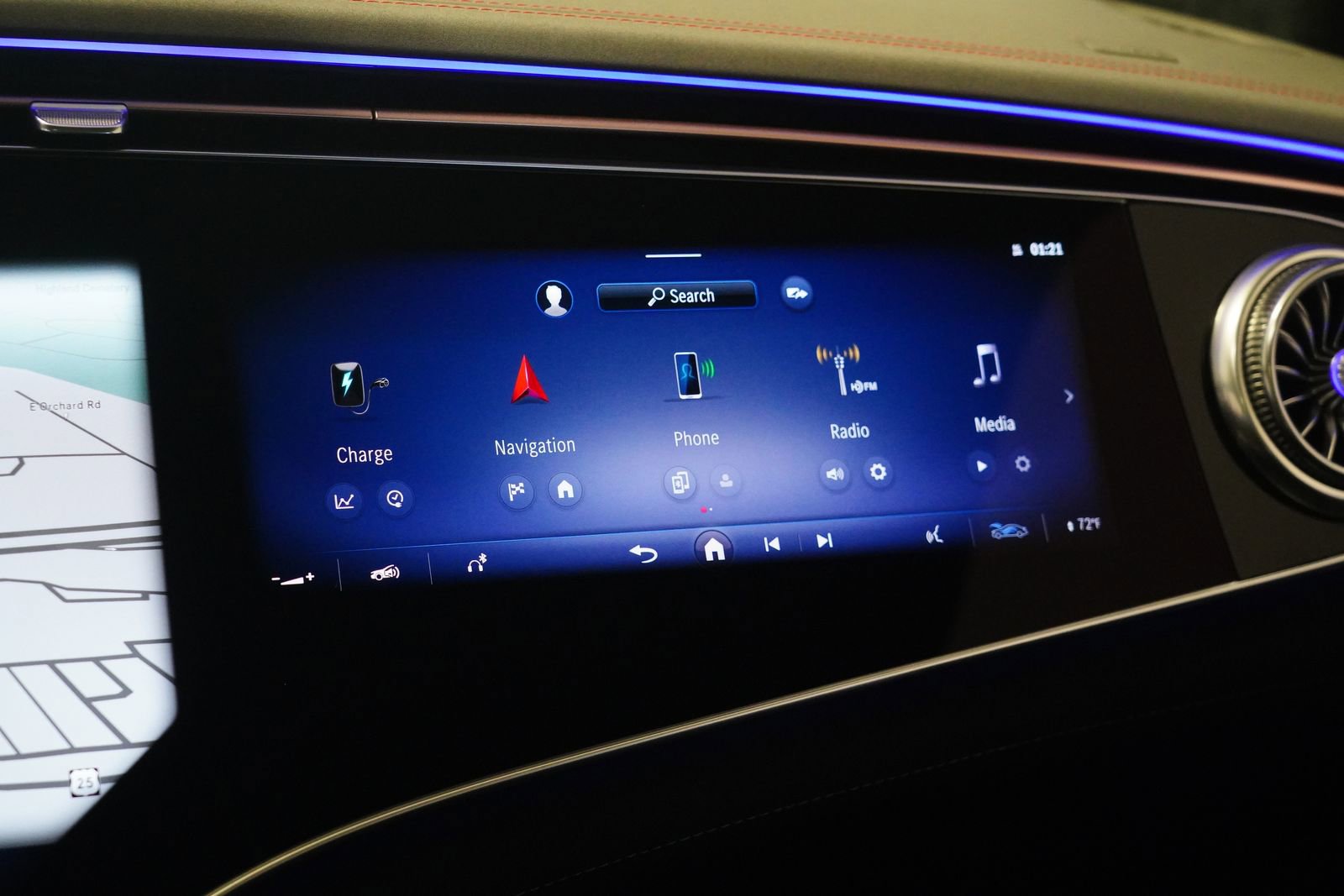 Used 2025 Mercedes-Benz EQS AMG 4MATIC image 28