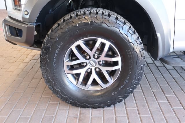Used 2019 Ford F150 Raptor w/ Equipment Group 802A Luxury AWD/4WD image 12