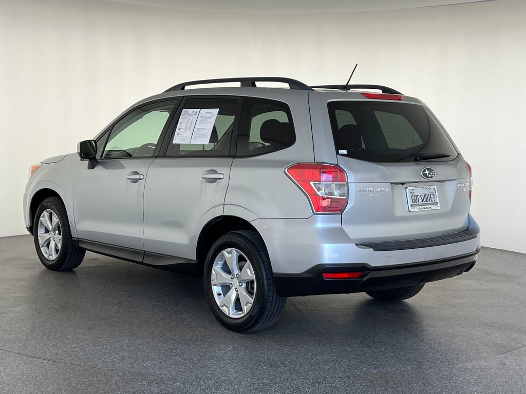 Used 2015 Subaru Forester 2.5i Premium AWD/4WD image 6