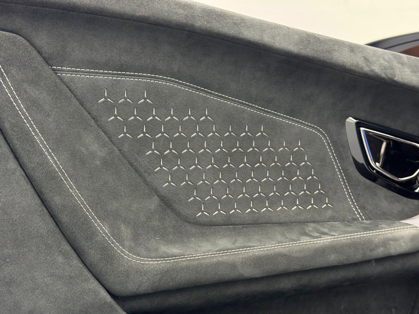 Used 2018 Lamborghini Huracan Performante image 88