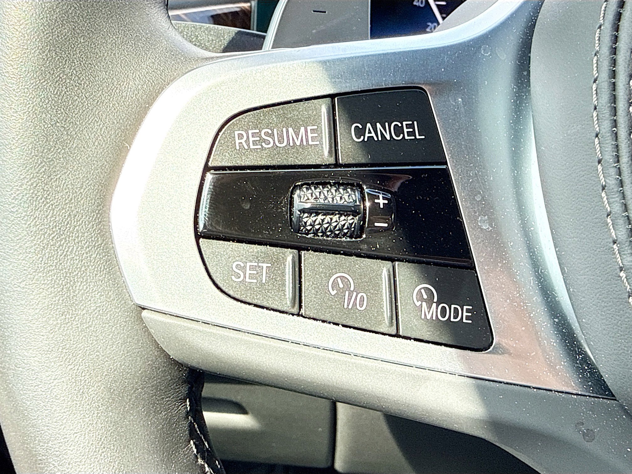 Used 2026 BMW X6 xDrive40i image 37