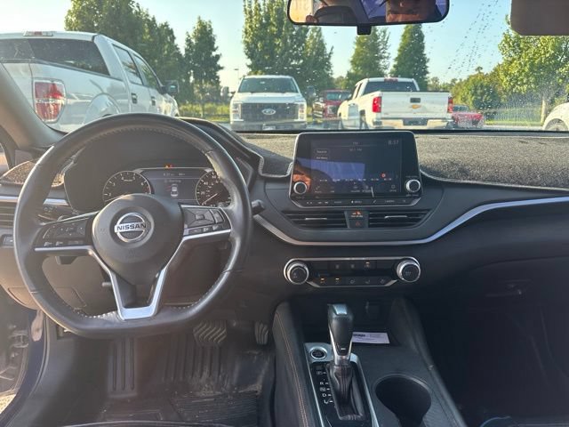 Used 2020 Nissan Altima 2.5 SR FWD image 11