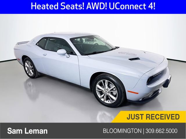Used 2022 Dodge Challenger SXT w/ Cold Weather Group