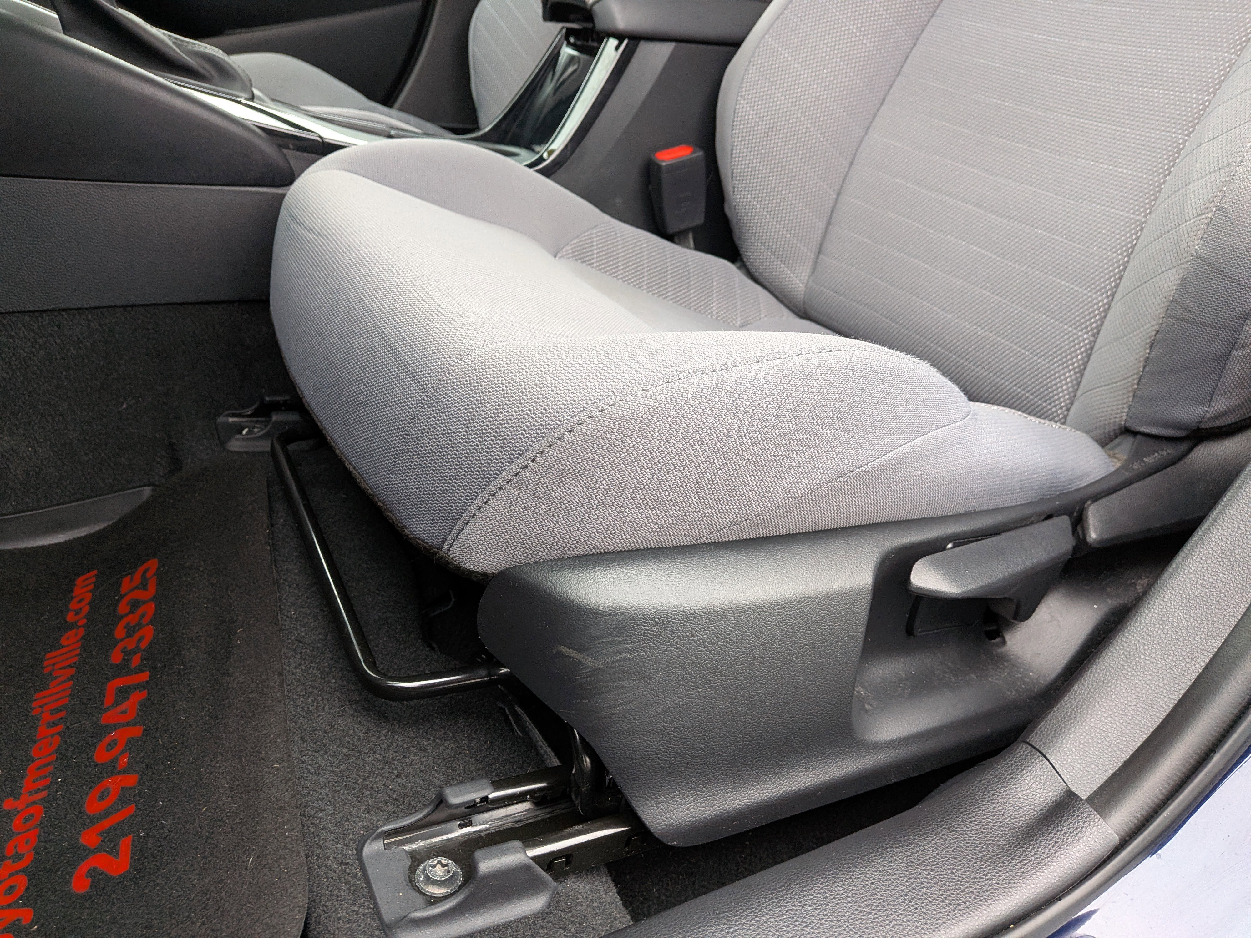 Used 2023 Toyota Corolla SE image 15