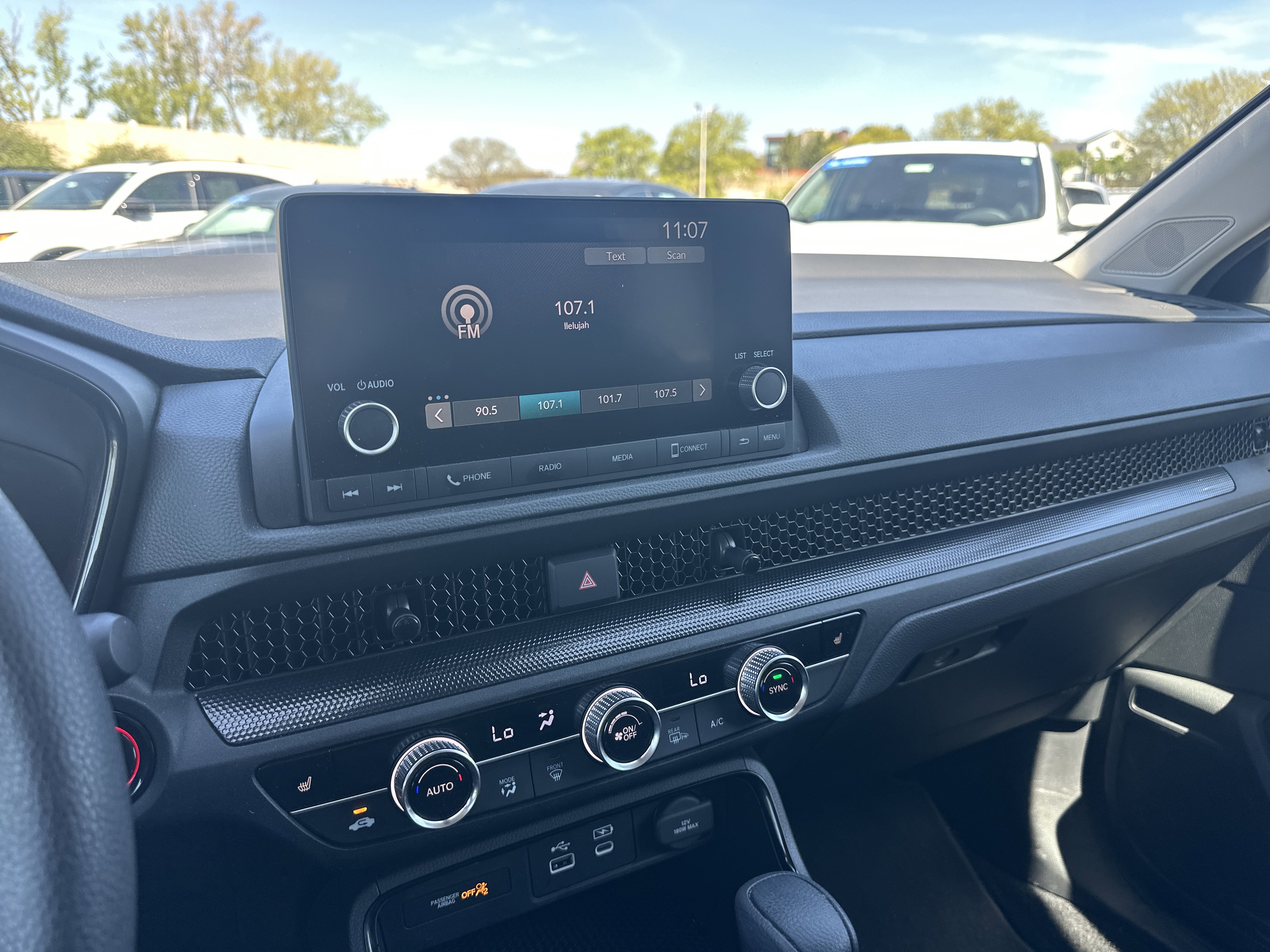 Used 2025 Honda CR-V EX image 29
