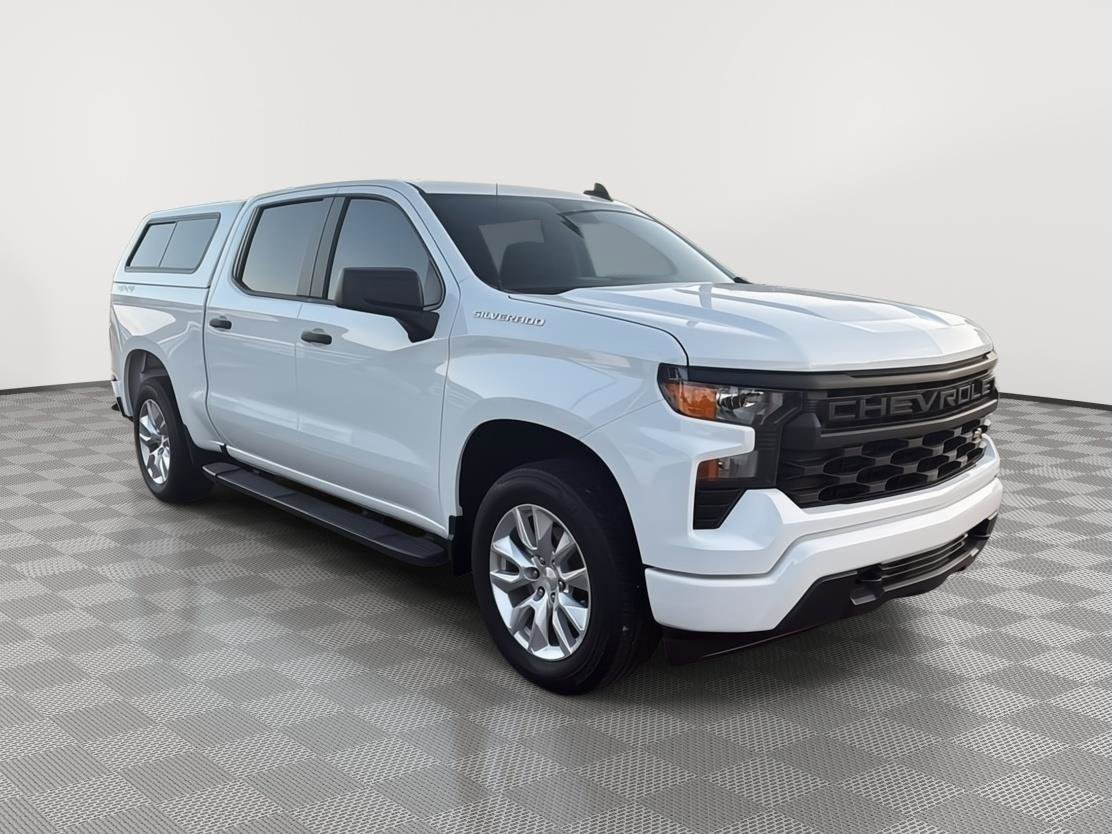 Used 2023 Chevrolet Silverado 1500 Custom image 2