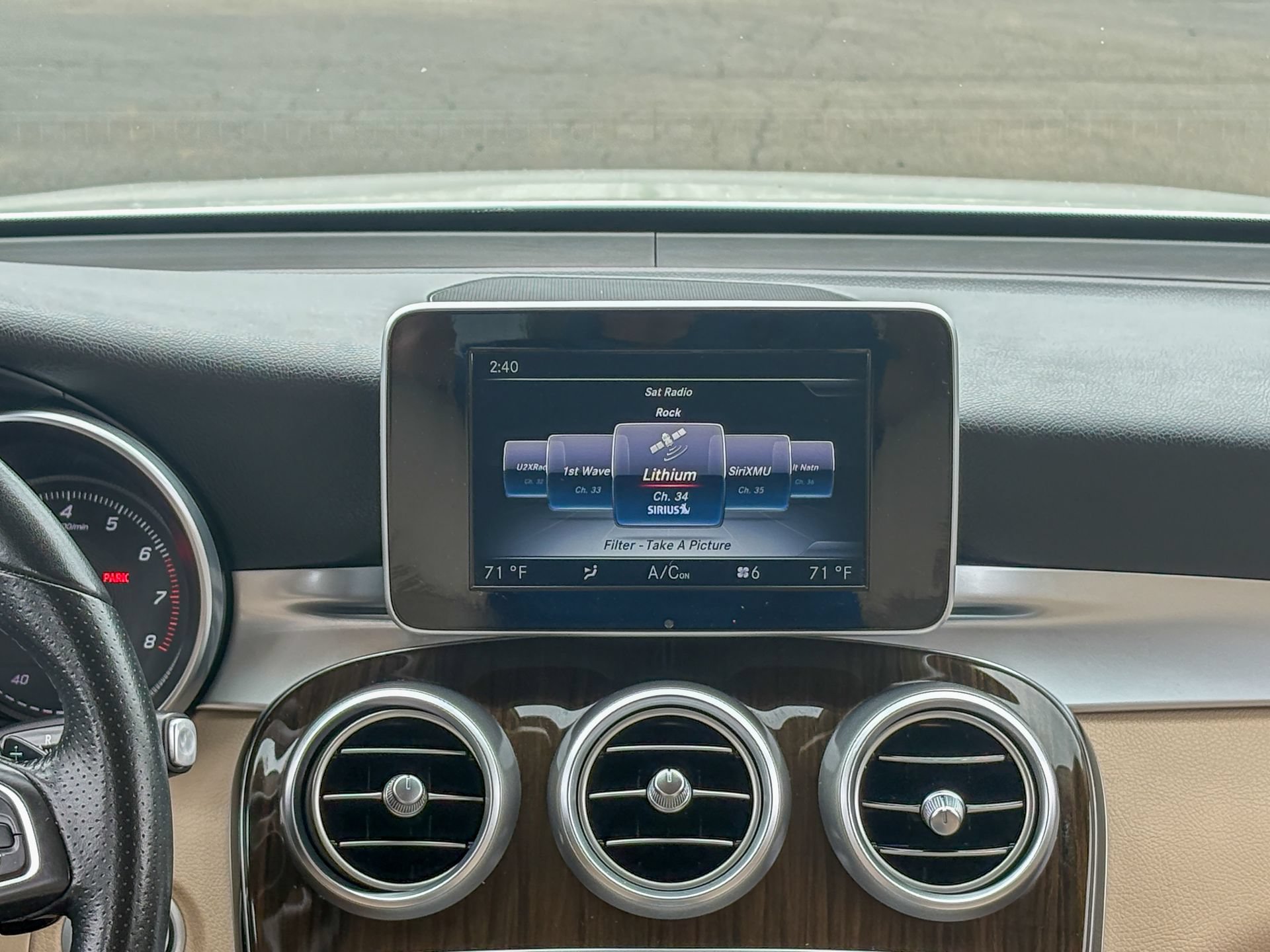 Used 2017 Mercedes-Benz GLC 300 image 31
