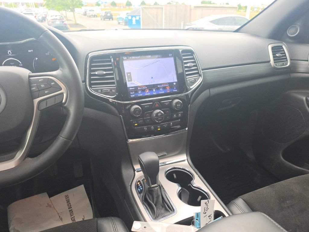 Used 2019 Jeep Grand Cherokee Altitude AWD/4WD image 27