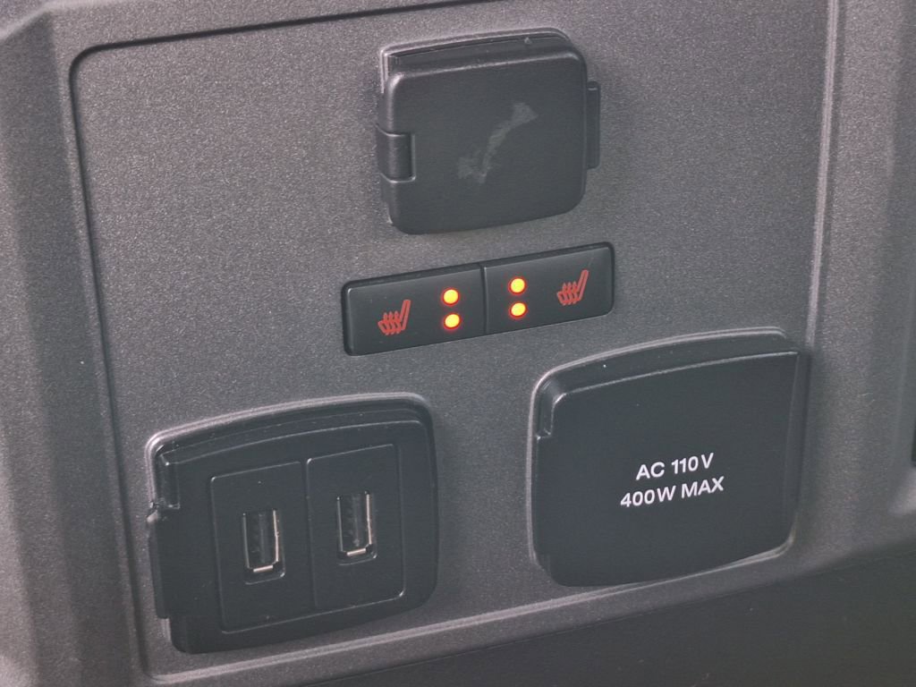 Used 2019 Ford F150 Raptor w/ Equipment Group 802A Luxury image 13