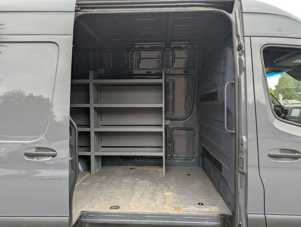 Used 2020 Mercedes-Benz Sprinter 3500 image 29