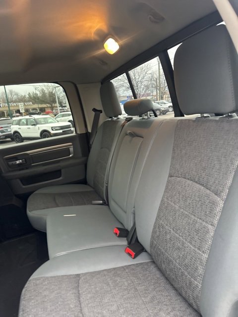 Used 2018 RAM 3500 Big Horn image 28