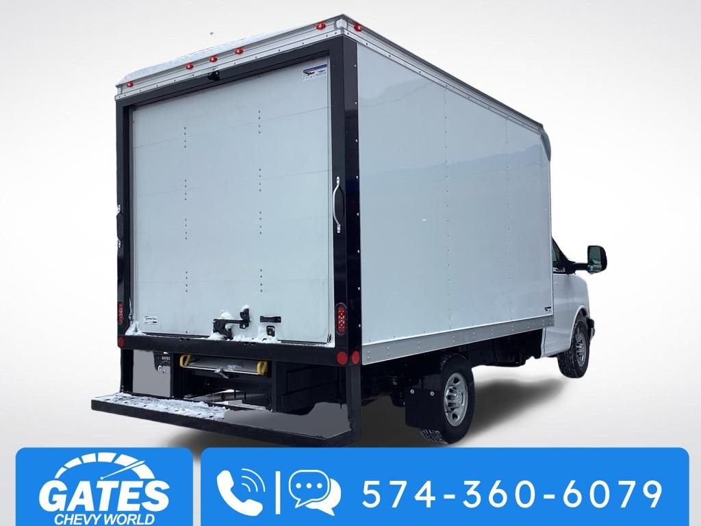 New 2025 Chevrolet Express 3500 Work Van w/ Power Convenience Package image 4