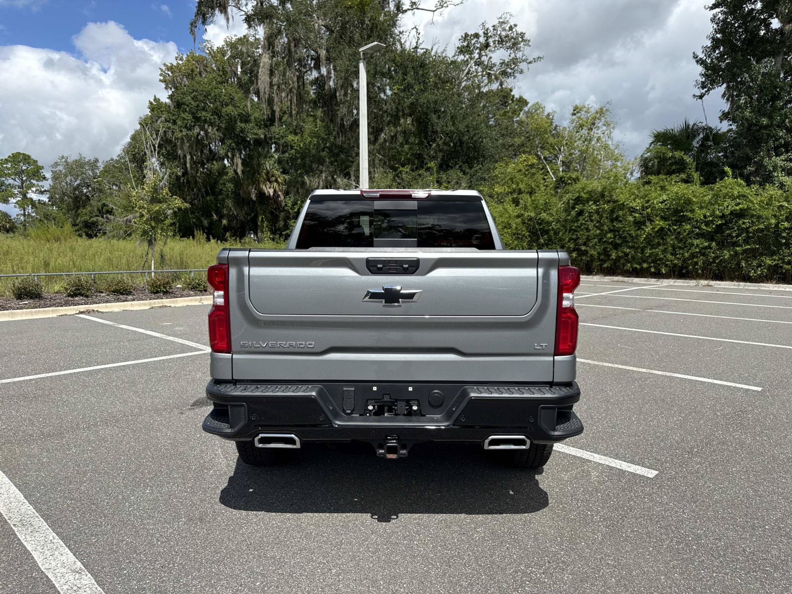 Used 2026 Chevrolet Silverado 1500 LT Trail Boss w/ LT Trail Boss Premium Package AWD/4WD image 4