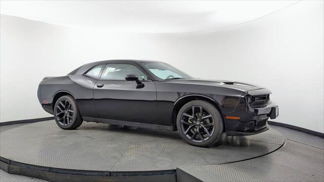 Used 2023 Dodge Challenger SXT w/ Blacktop Package RWD image 11