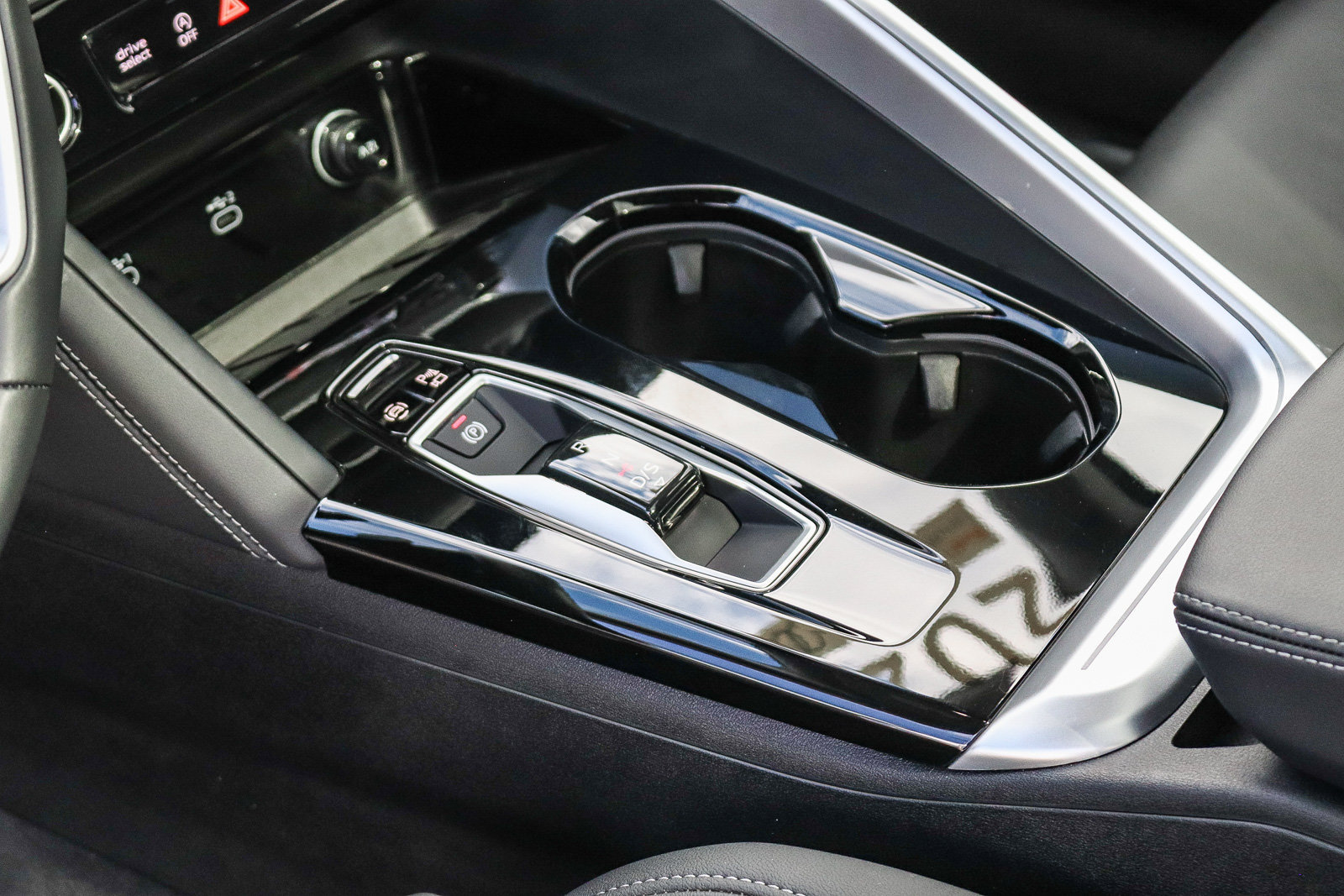 Certified 2025 Audi Q5 Prestige AWD/4WD image 22