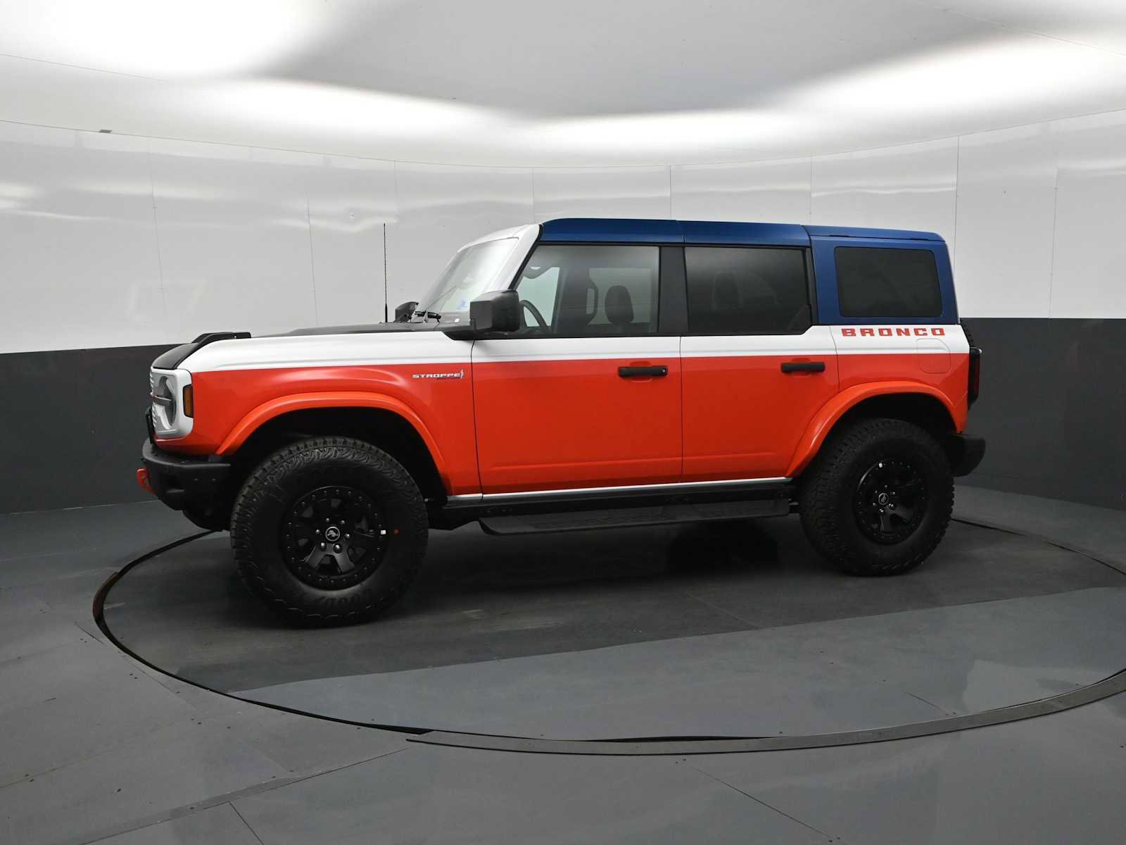 Used 2026 Ford Bronco Stroppe Edition image 4