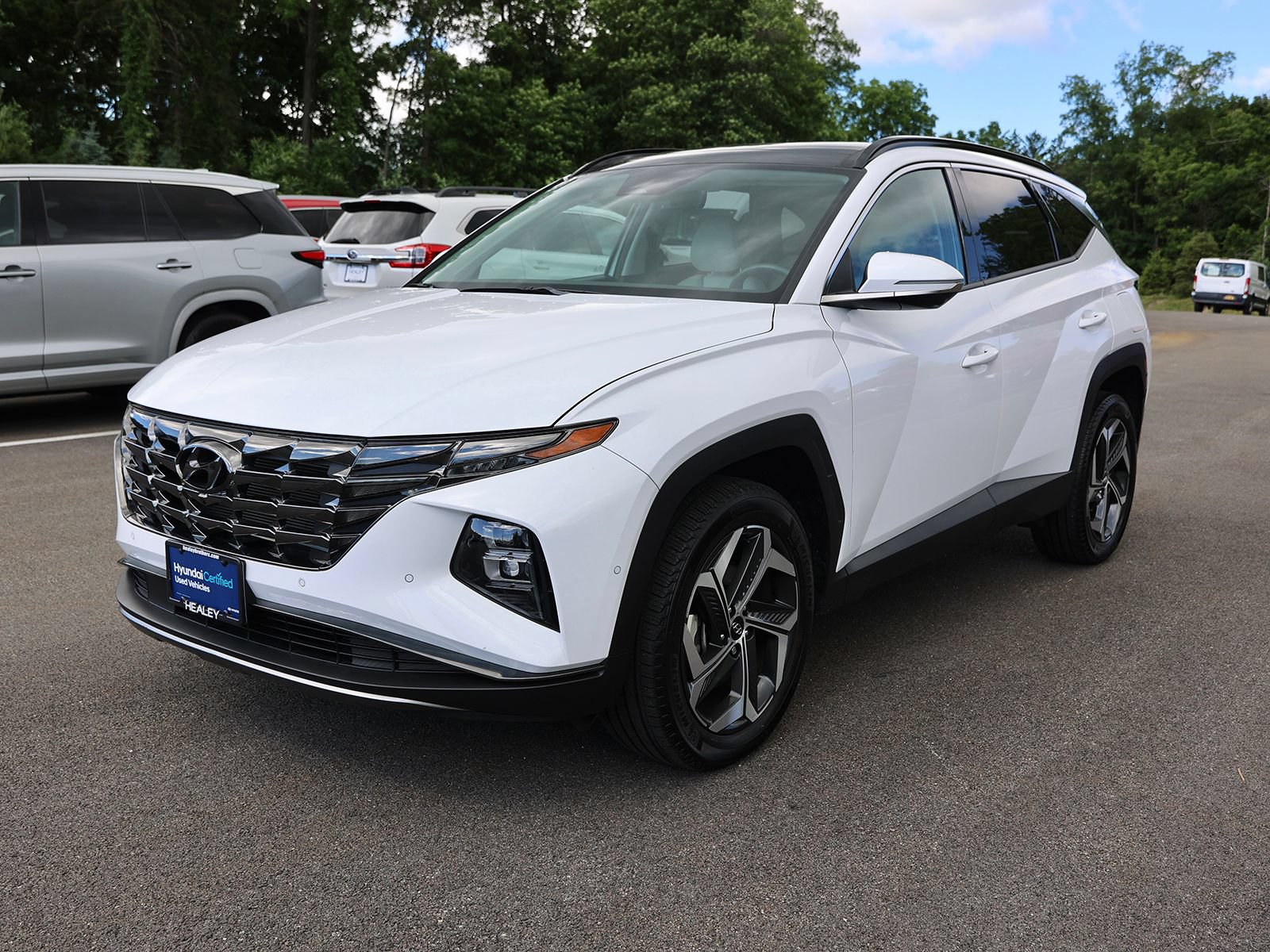 Certified 2023 Hyundai Tucson Limited AWD/4WD image 3