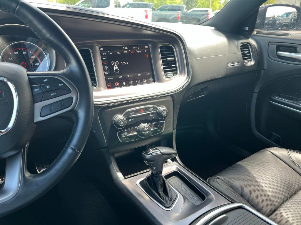 Used 2022 Dodge Charger SXT w/ Plus Group RWD image 33