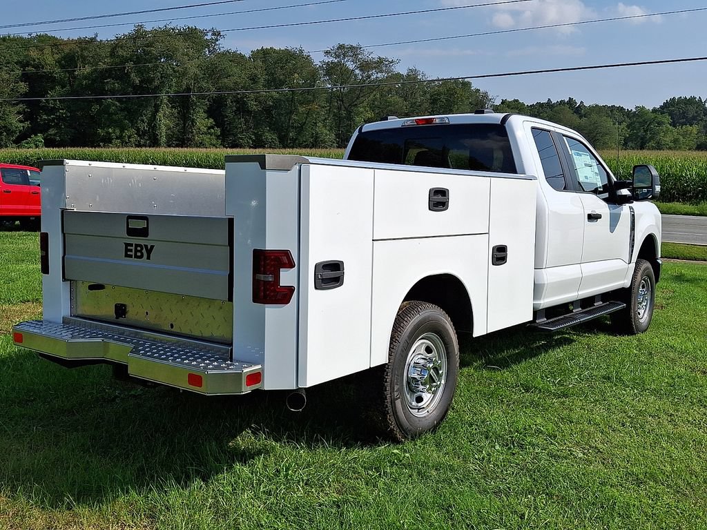 New 2026 Ford F350 XL w/ XL Chrome Package AWD/4WD image 4