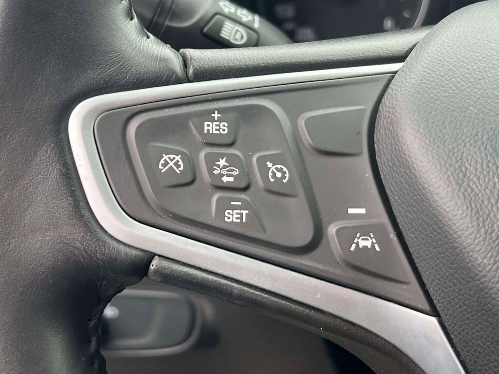 Used 2022 Chevrolet Equinox LT AWD/4WD image 21