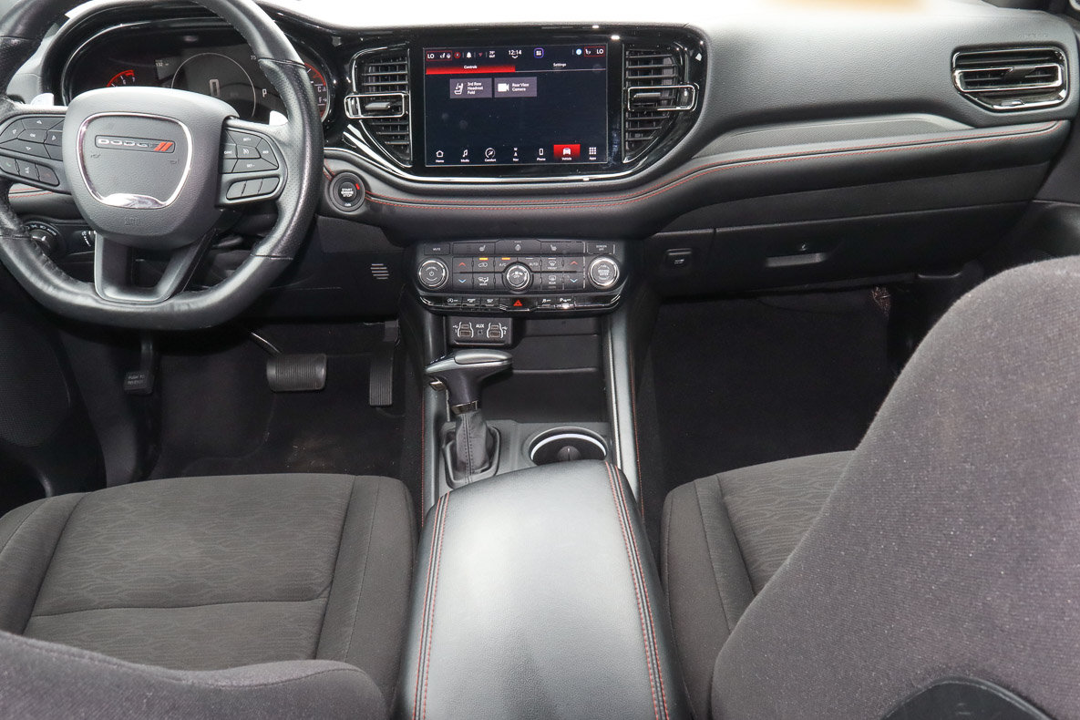 Used 2025 Dodge Durango GT AWD/4WD image 11