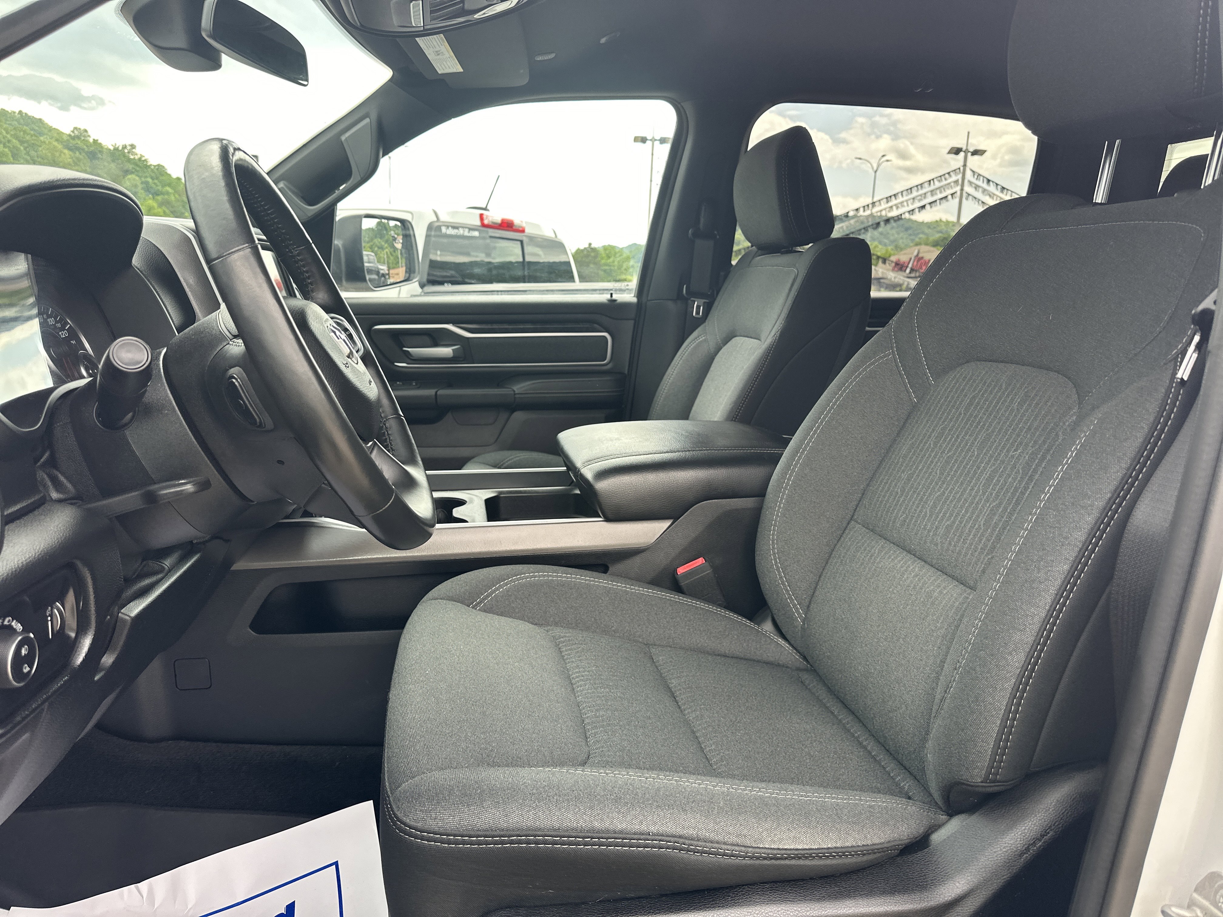 Used 2020 RAM 1500 Big Horn AWD/4WD image 33
