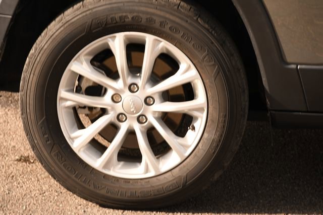 Used 2022 Jeep Cherokee Latitude Lux image 15