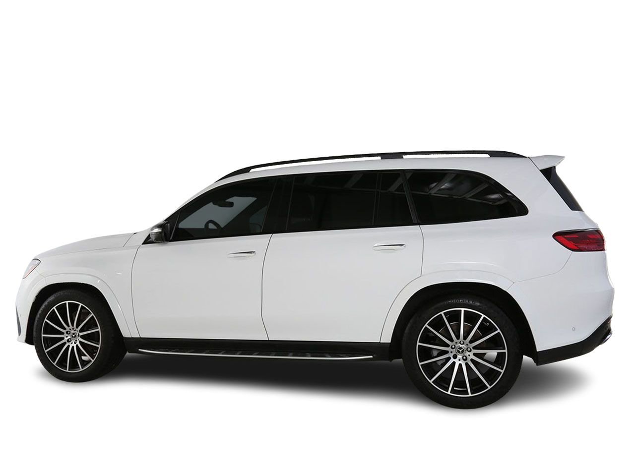 Used 2024 Mercedes-Benz GLS 450 4MATIC image 9