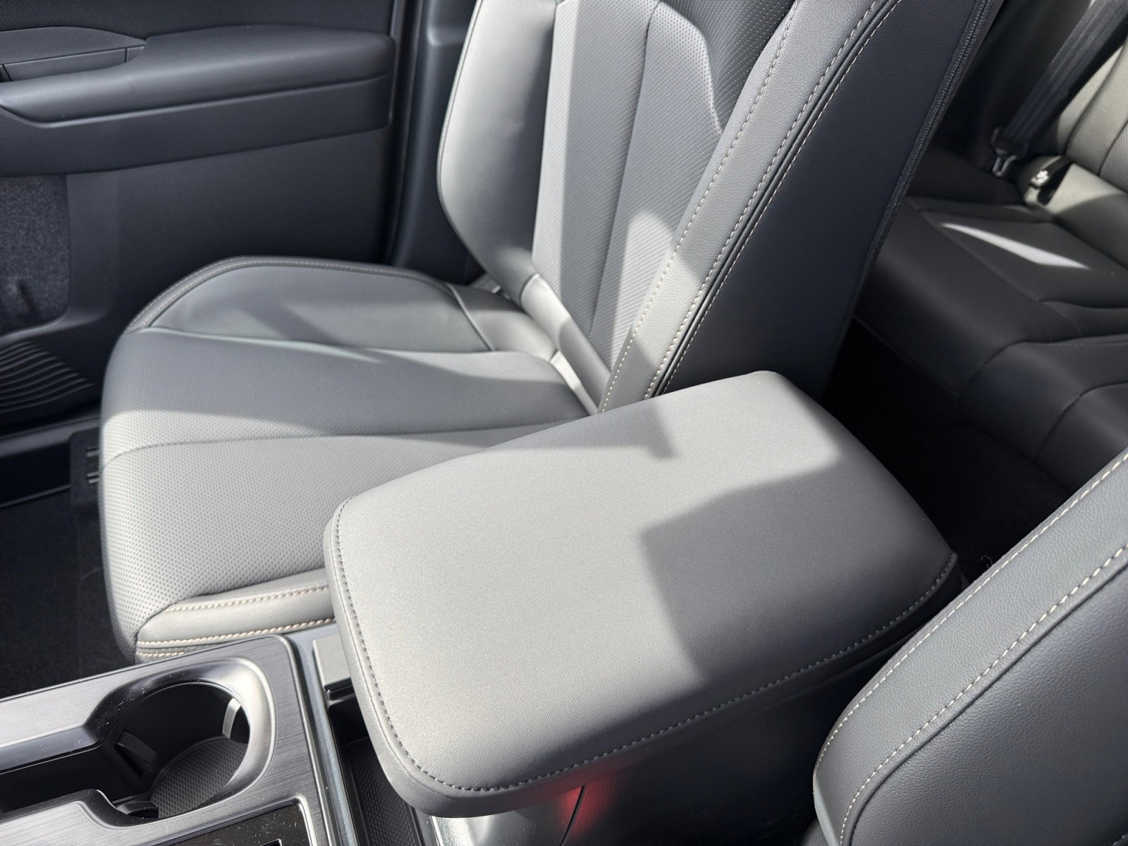 New 2026 Subaru Outback Limited AWD/4WD image 14