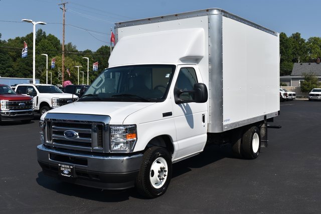 New 2025 Ford E-350 and Econoline 350 Super Duty w/ Power Equipment Group image 15
