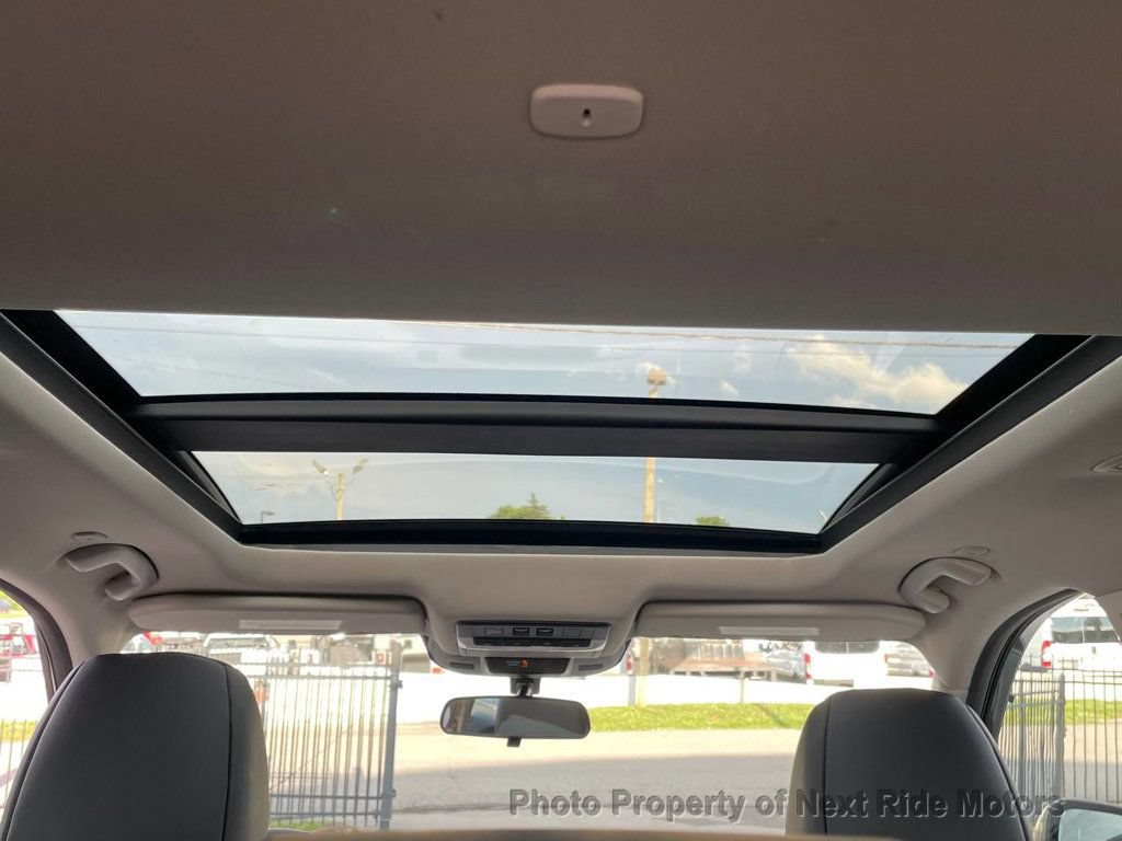 Used 2023 Nissan Rogue SV w/ SV Premium B Package FWD image 27