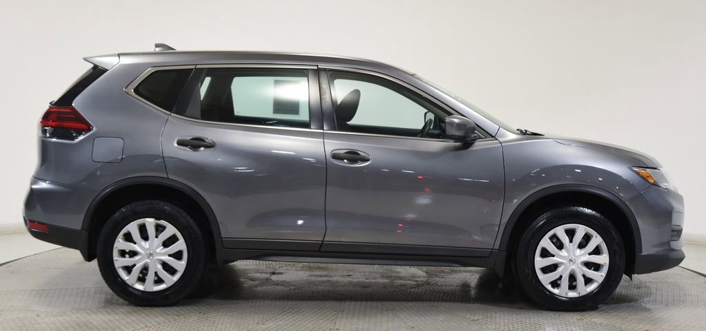Used 2018 Nissan Rogue S image 12