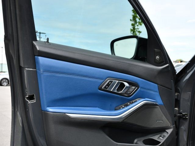 Used 2023 BMW M3 Competition w/ Executive Package AWD/4WD image 11
